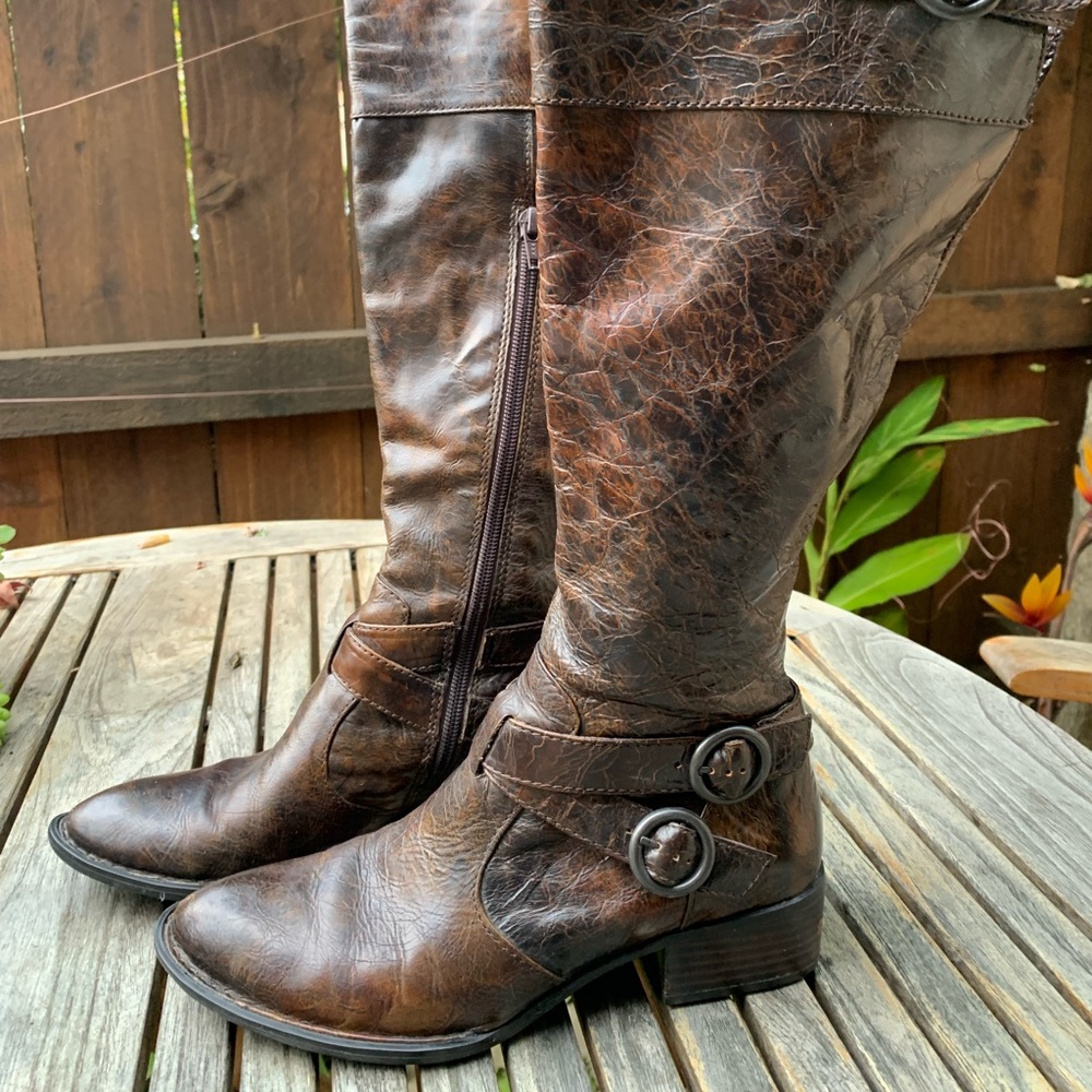 Born Lira Tall Boots Size 5.5